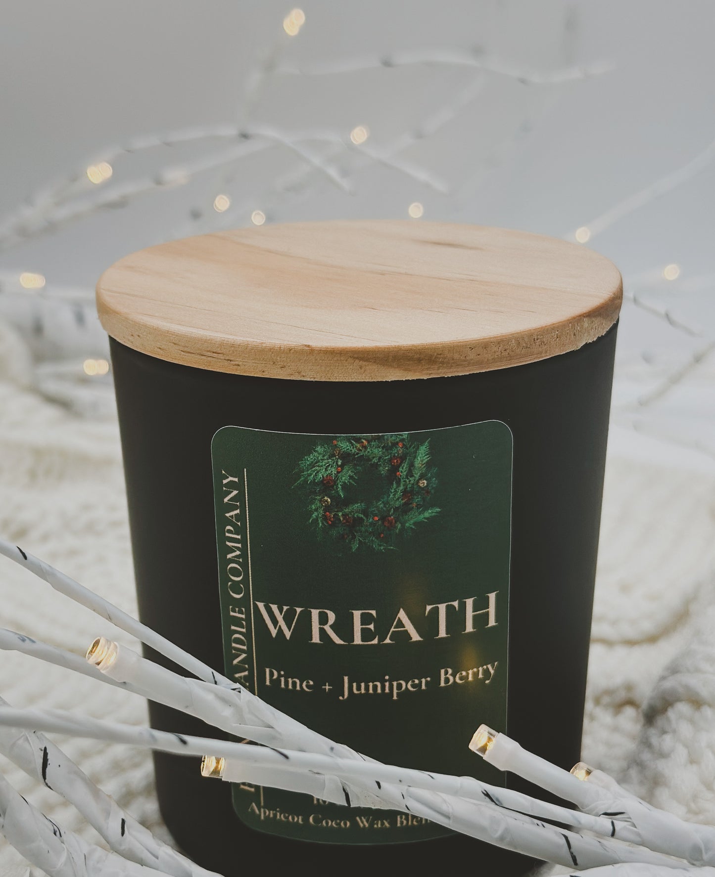 Wreath (Juniper Berry + Pine) 12.5 oz, 10 oz Candle